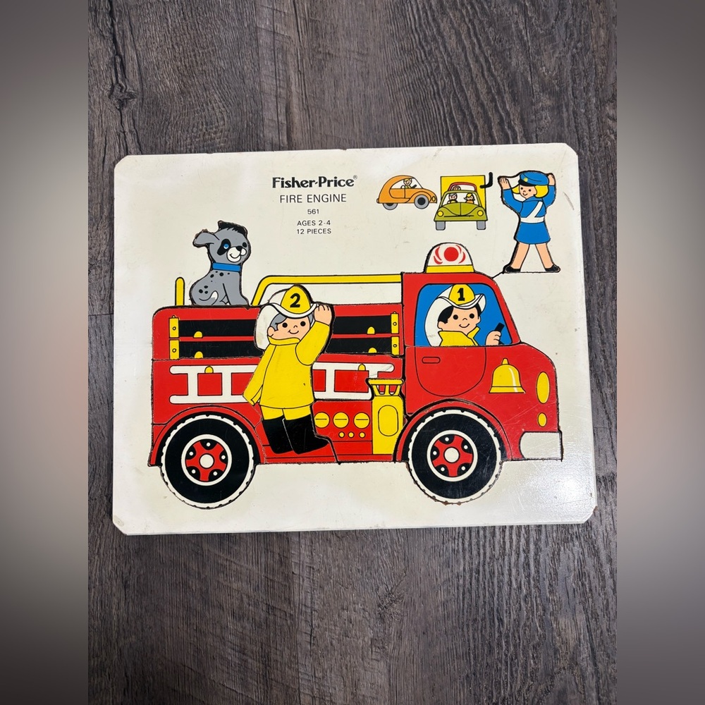 Fisher Price Vintage #561 Fire Engine Puzzle Wood 12 Pieces 1974-1975 Belgium